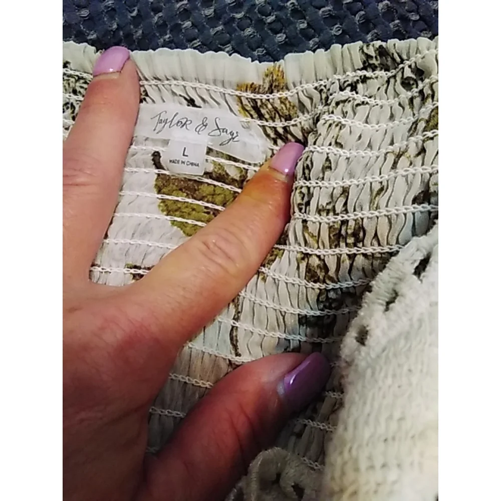 🌻 Taylor & Sage Maxi Dress Size L Crochet Floral Halter Colorful Pink Yellow - Picture 7 of 12